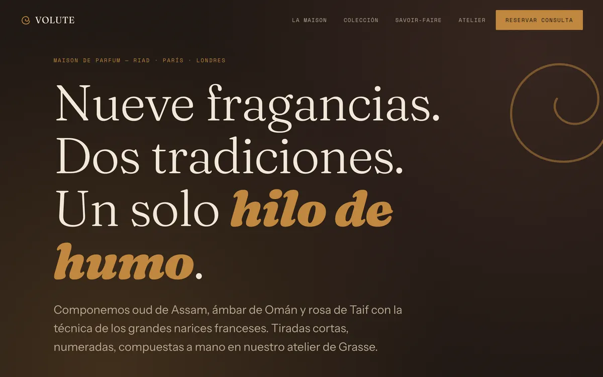 Página de inicio de Volute: fondo marrón oscuro y titular en serif dorada que dice Nueve fragancias, dos tradiciones.
